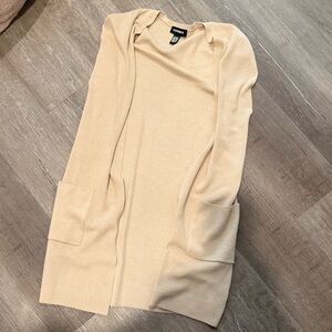 Express Sleeveless Open-Front Cardigan - Light Beige